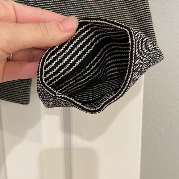 St. John Collection by Marie Gray jacket - Picture 6 of 6